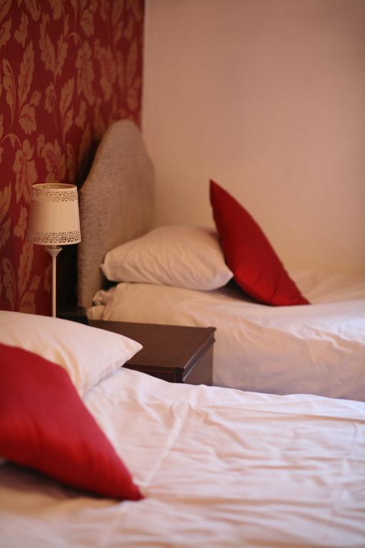 هاستَنغ Highlands Hotel And Bar المظهر الخارجي الصورة